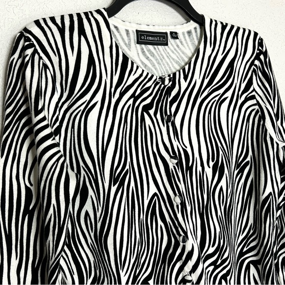 Elementz Medium Light Cardigan Pullover 3/4 Sleeve Black/White Zebra Print - Picture 2 of 10